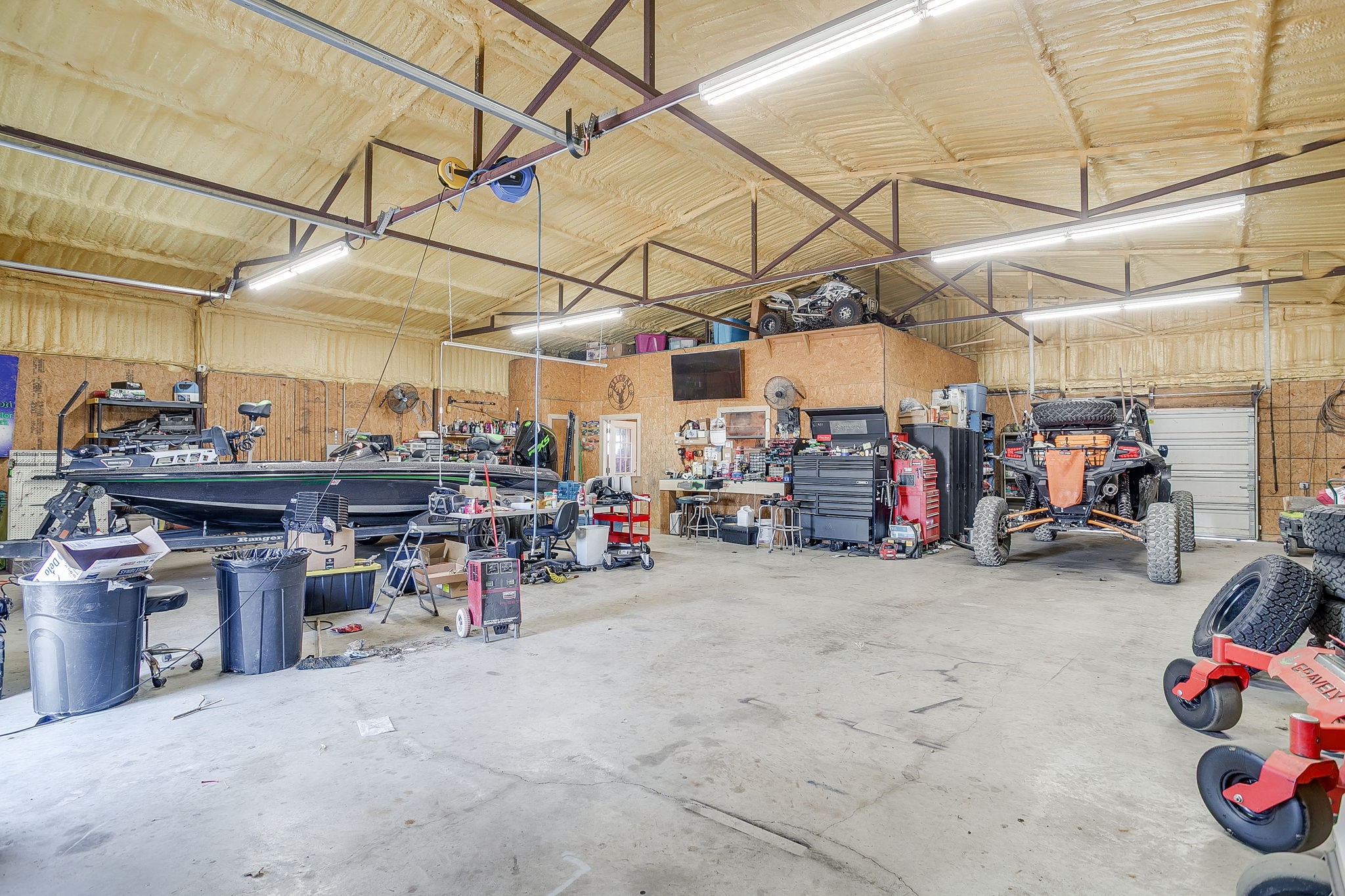 207 Trails End Poolville TX 76487