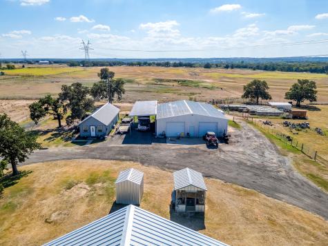 207 Trails End Poolville TX 76487