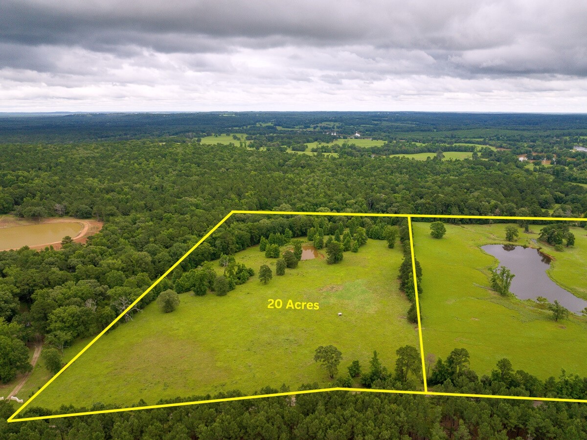 2 County Road 1224 Elkhart TX 75839