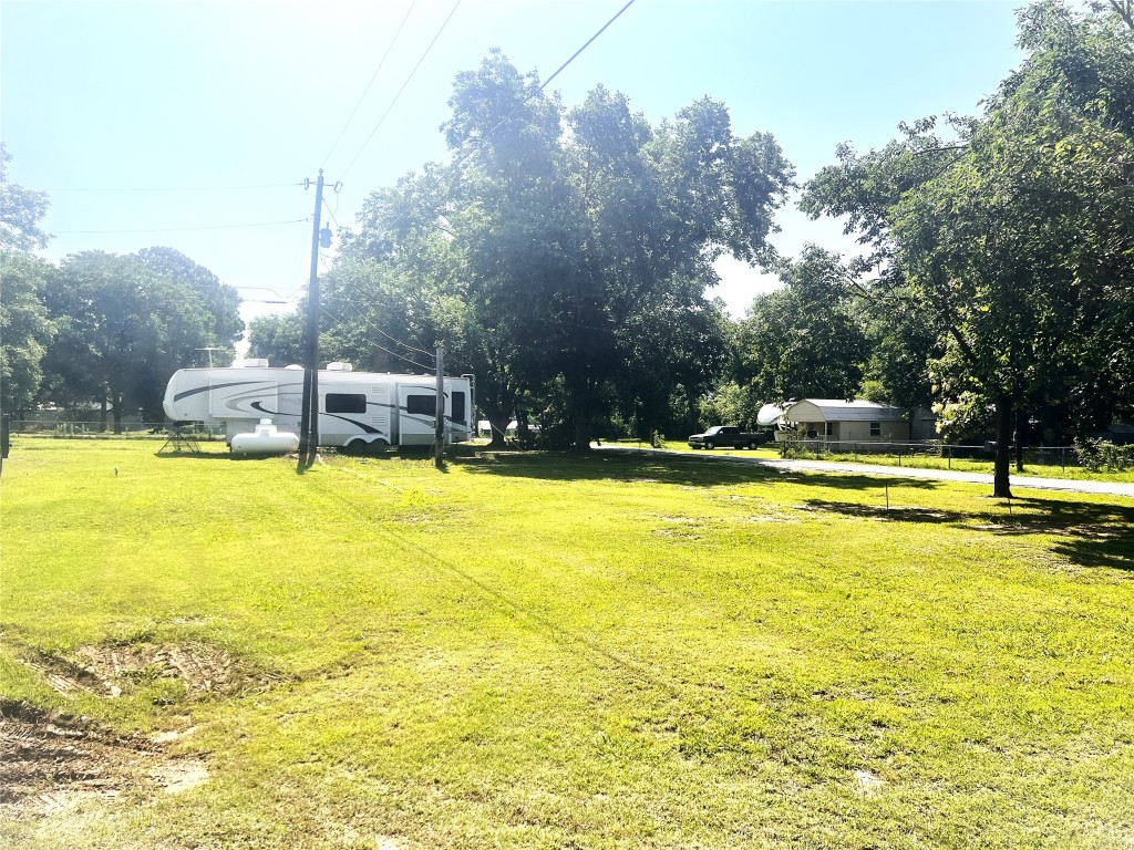 143 Arapaho Drive Gordonville TX 76245