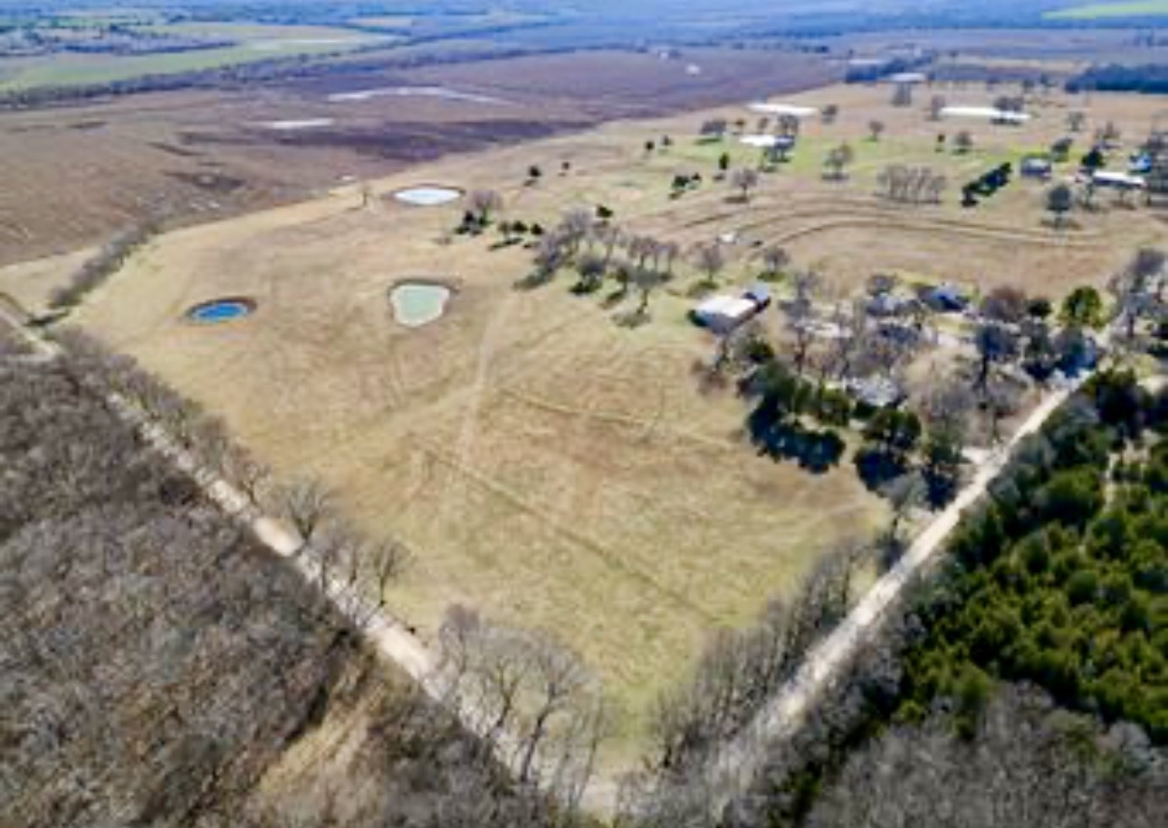 2473 County Road 4215 Bonham TX 75418