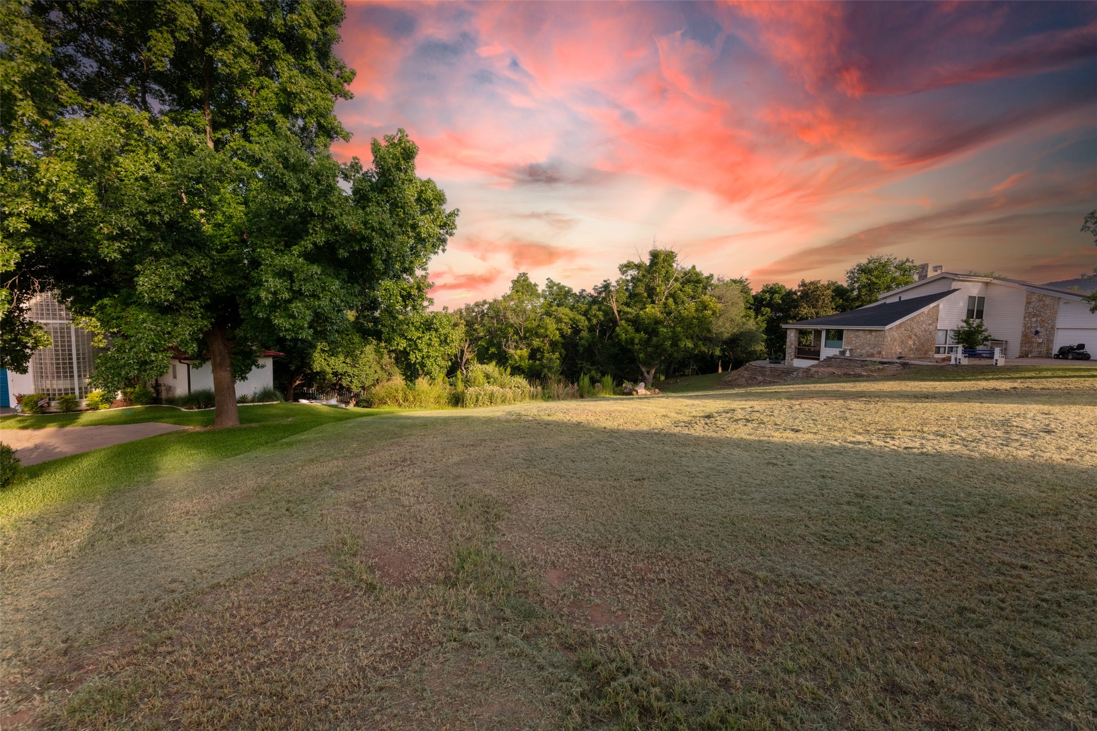 9710 Bellechase Road Granbury TX 76049