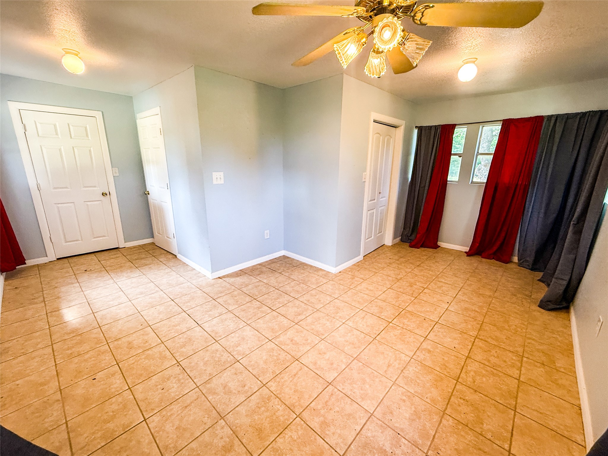 390 County Rd 1475 Road Chico TX 76431