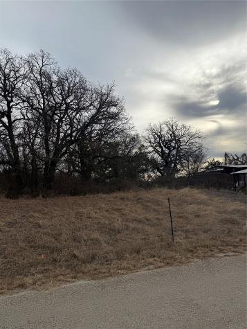 5905 Arrowhead Drive Granbury TX 76048