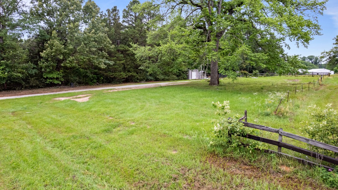 10204 County Road 135 Flint TX 75762