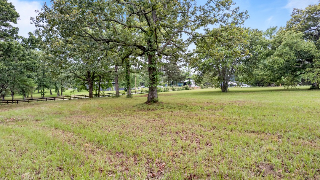 10204 County Road 135 Flint TX 75762