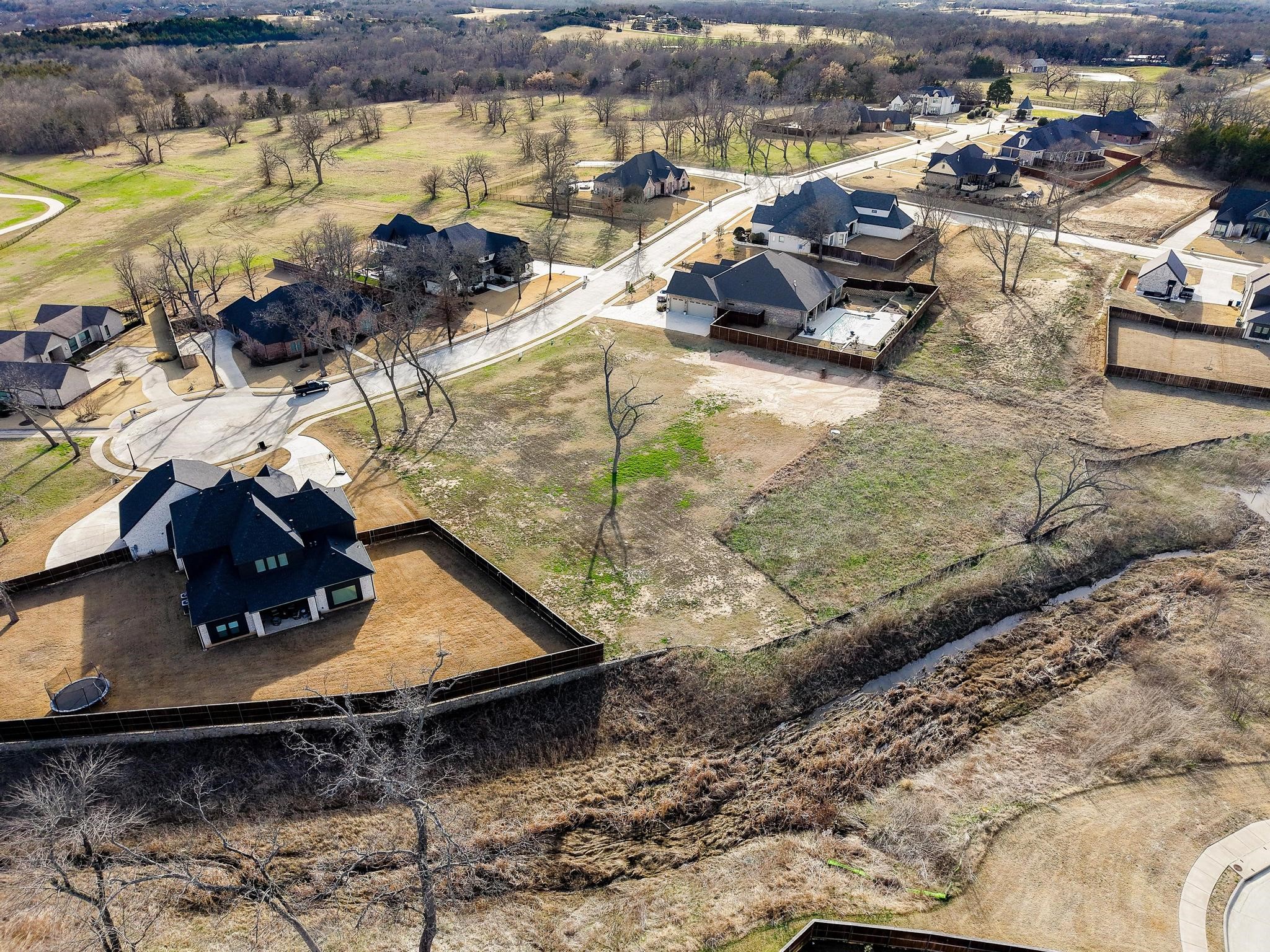 3805 Saddle Creek Denison TX 75020
