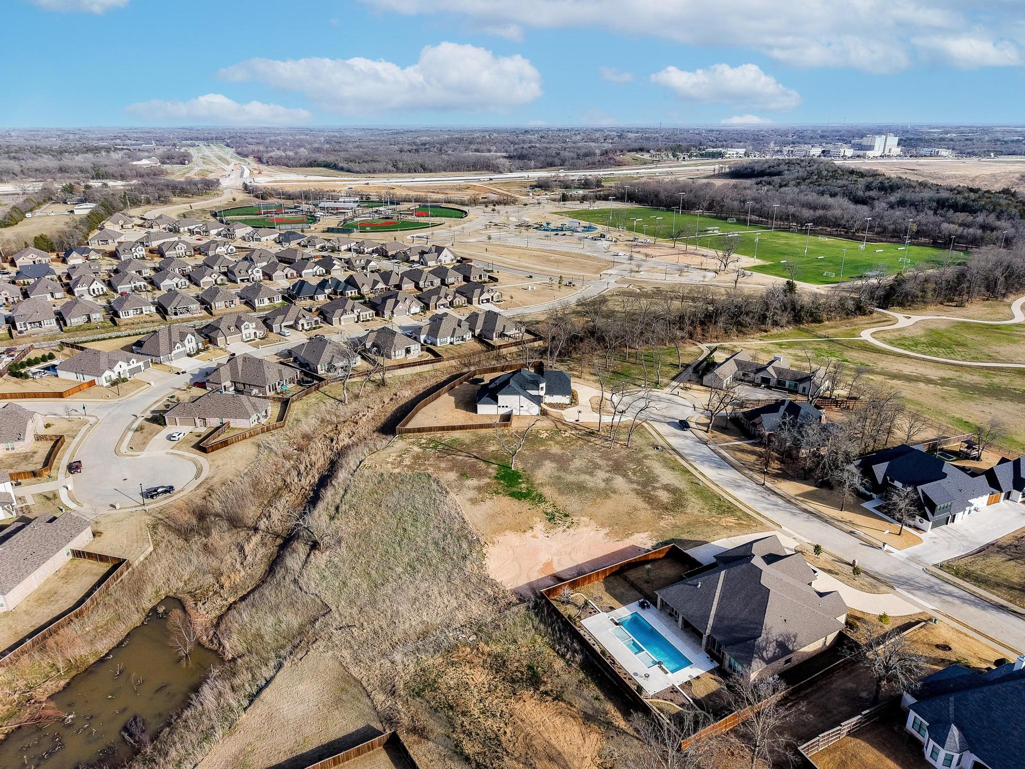 3805 Saddle Creek Denison TX 75020