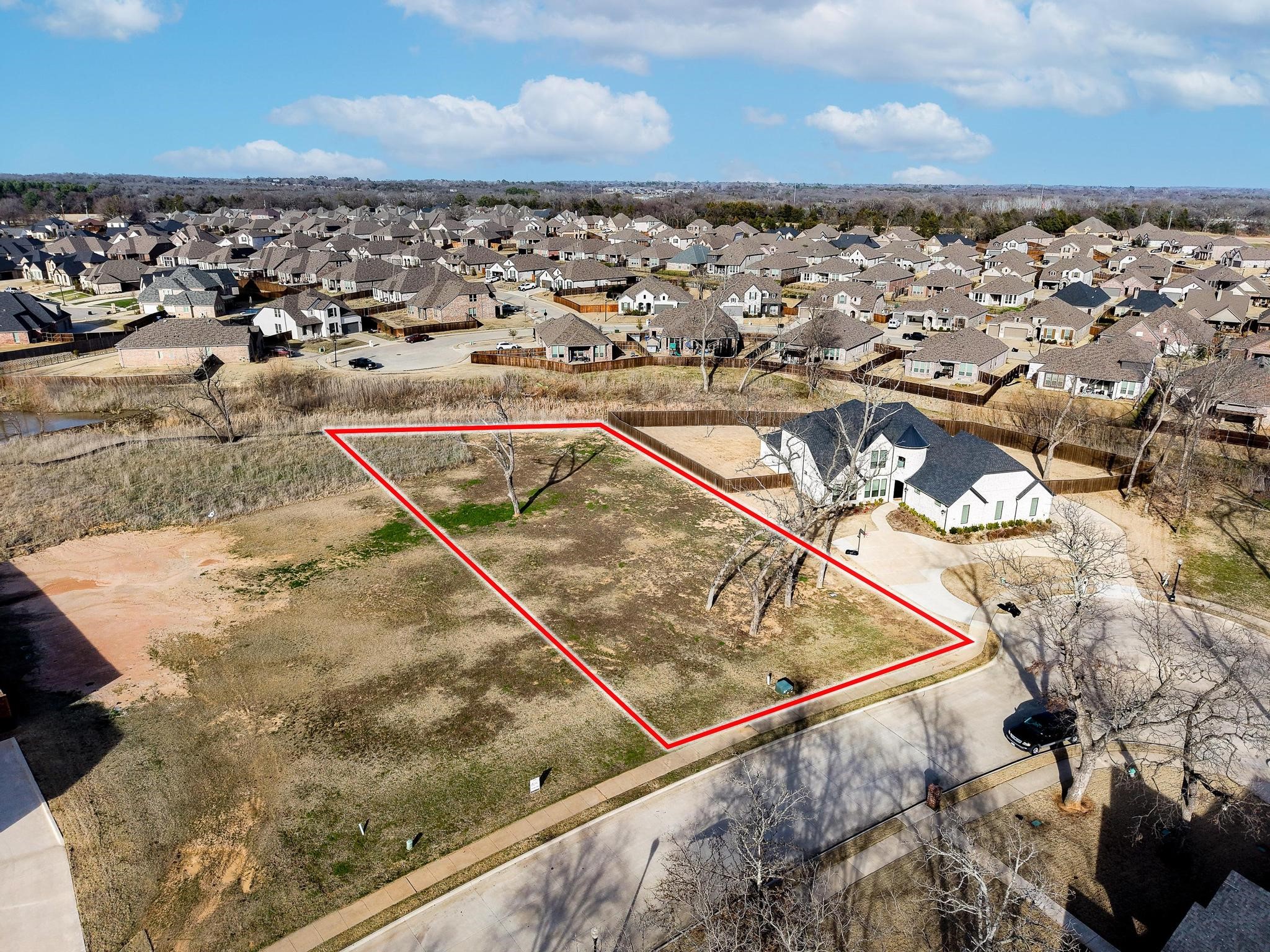 3805 Saddle Creek Denison TX 75020