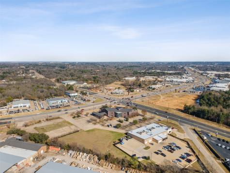 3909 S Southwest Loop 323 Tyler TX 75701