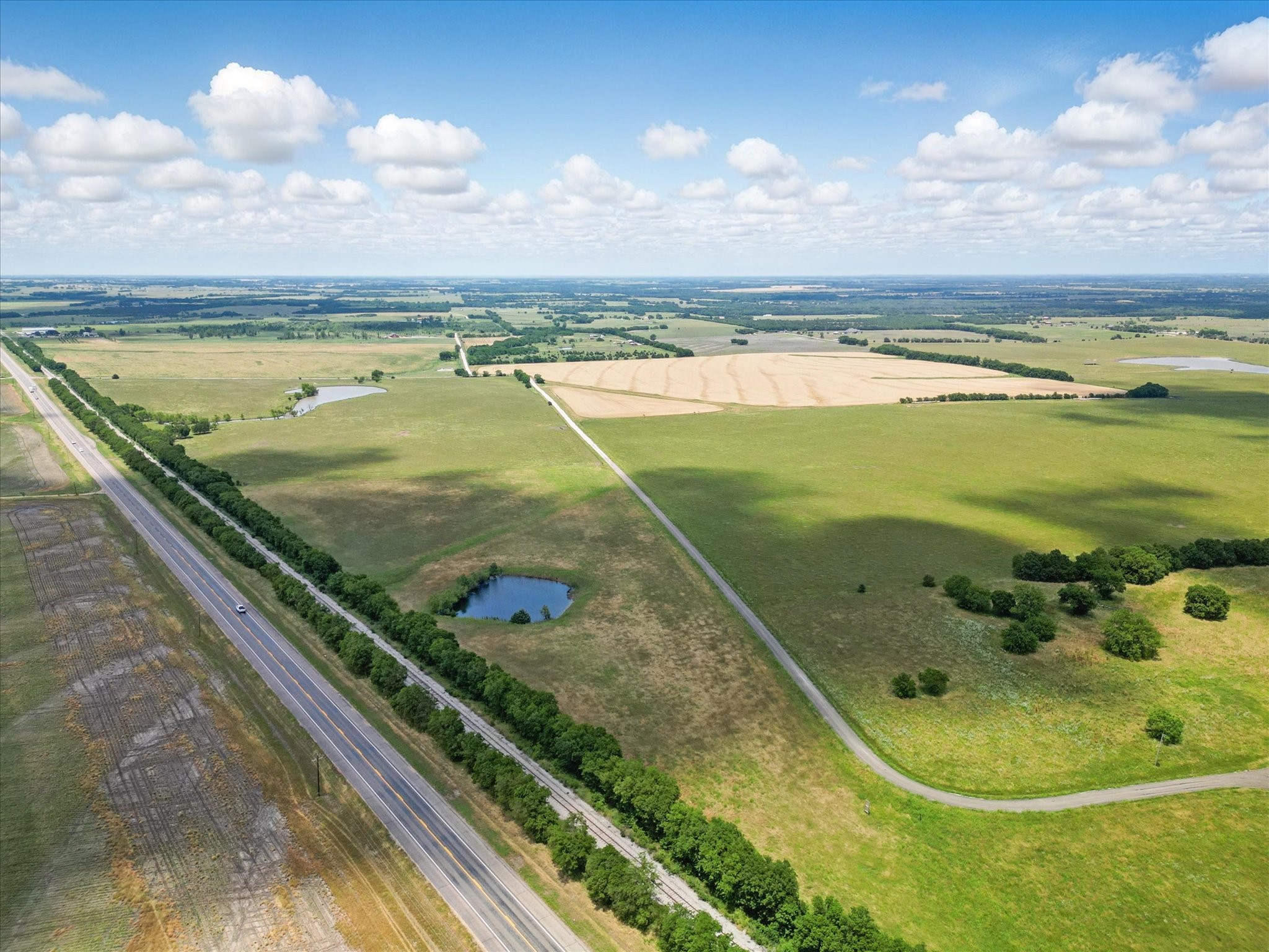 6512 County Road 1050 Celeste TX 75423