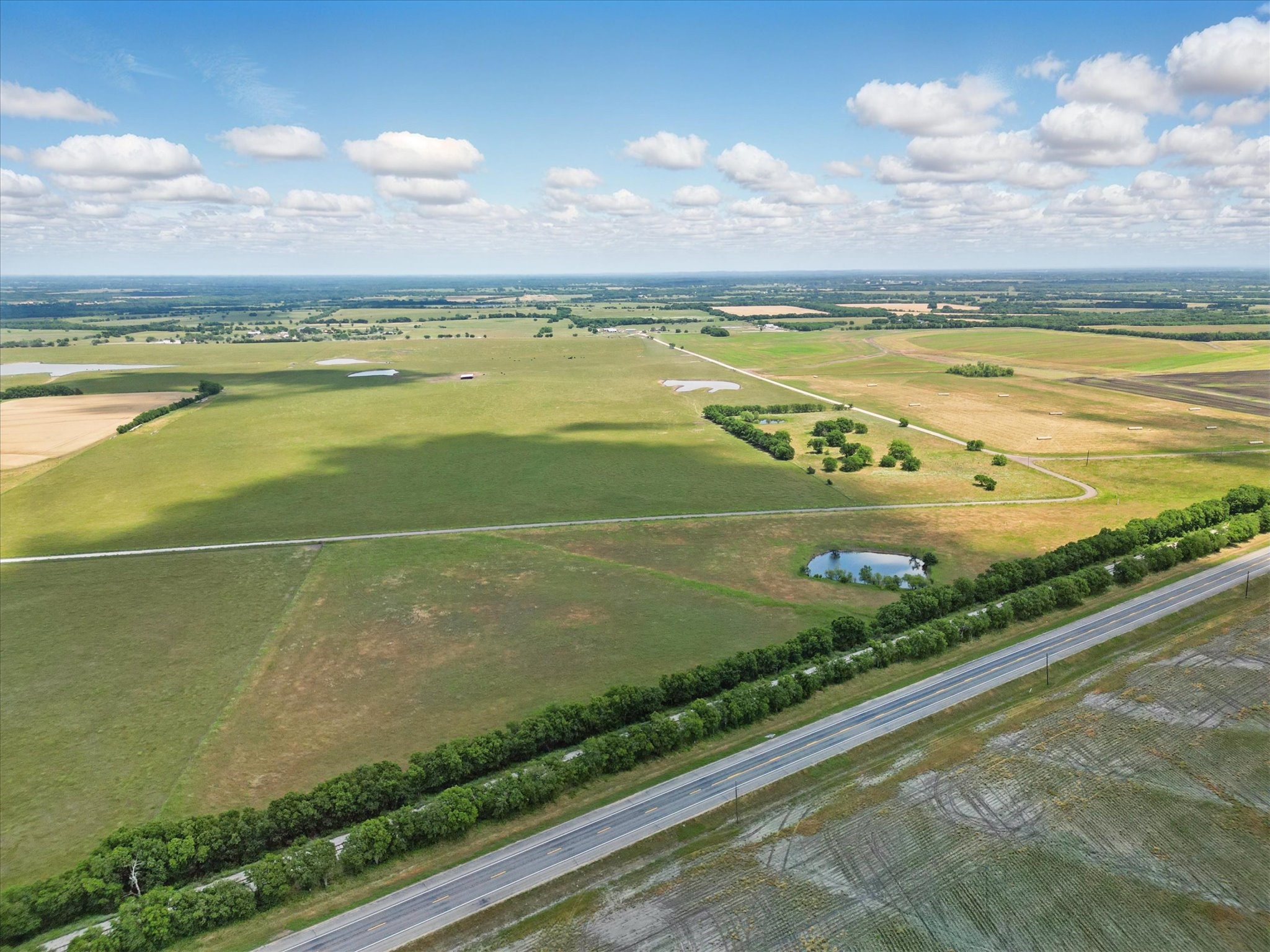 6512 County Road 1050 Celeste TX 75423