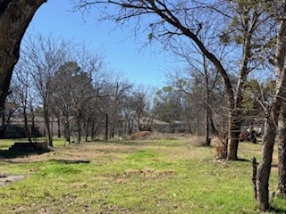 906 Virginia Street Graham TX 76450