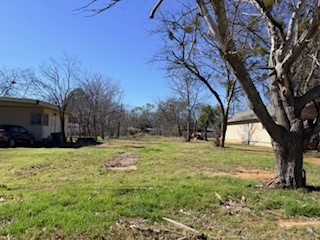 906 Virginia Street Graham TX 76450