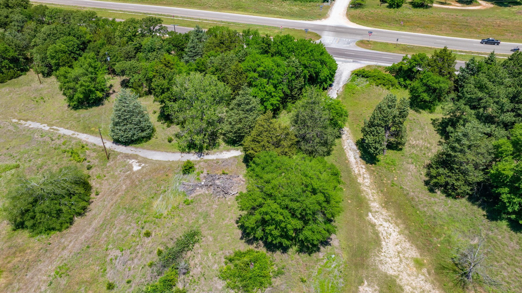 8646 S Highway 82 Gainesville TX 76240