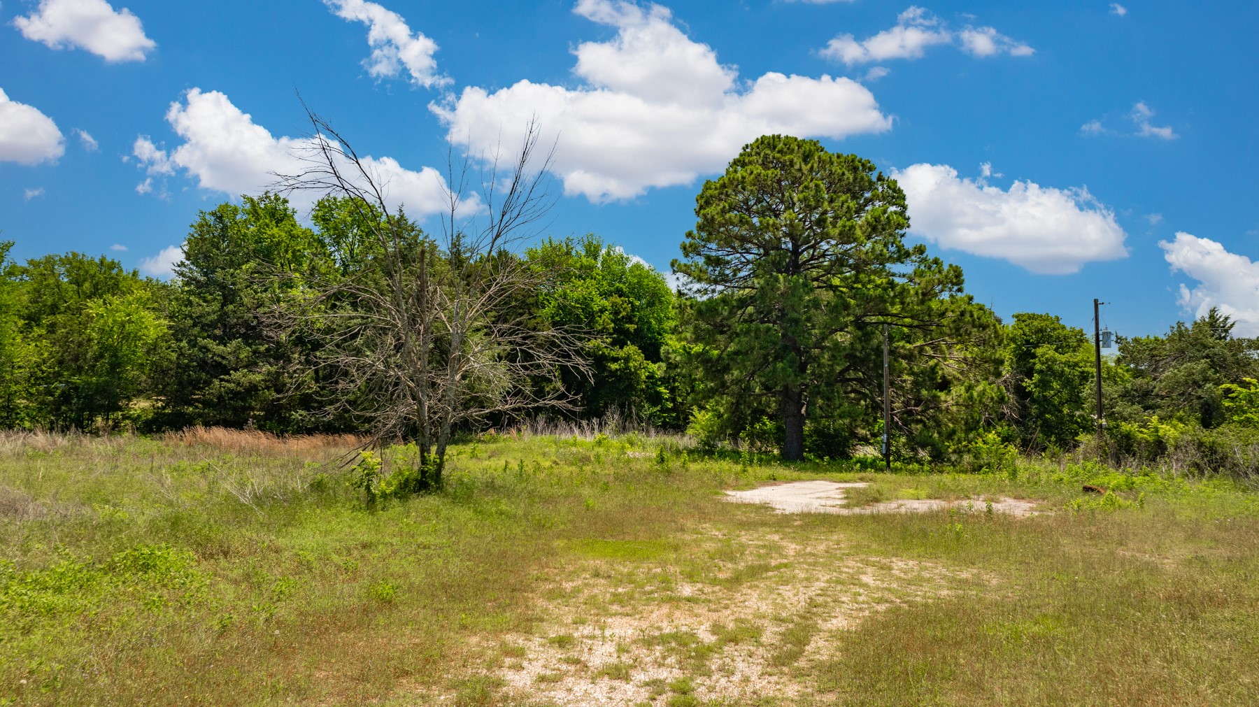 8646 S Highway 82 Gainesville TX 76240