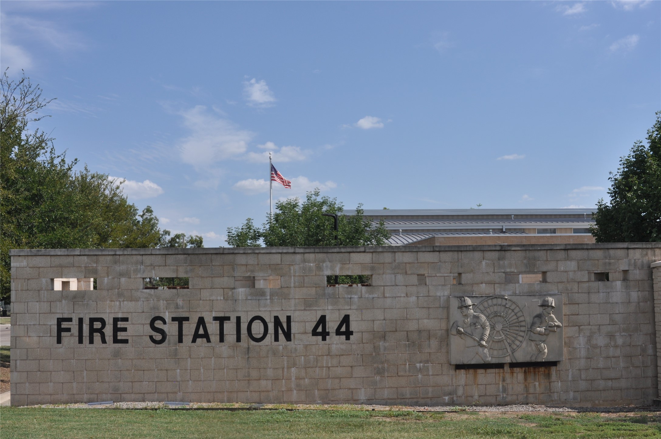 3520 Carl Street Dallas TX 75210