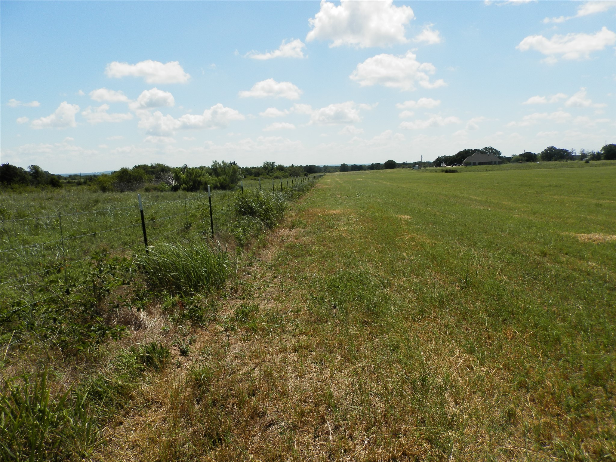00 Cr-1560 Chico TX 76431