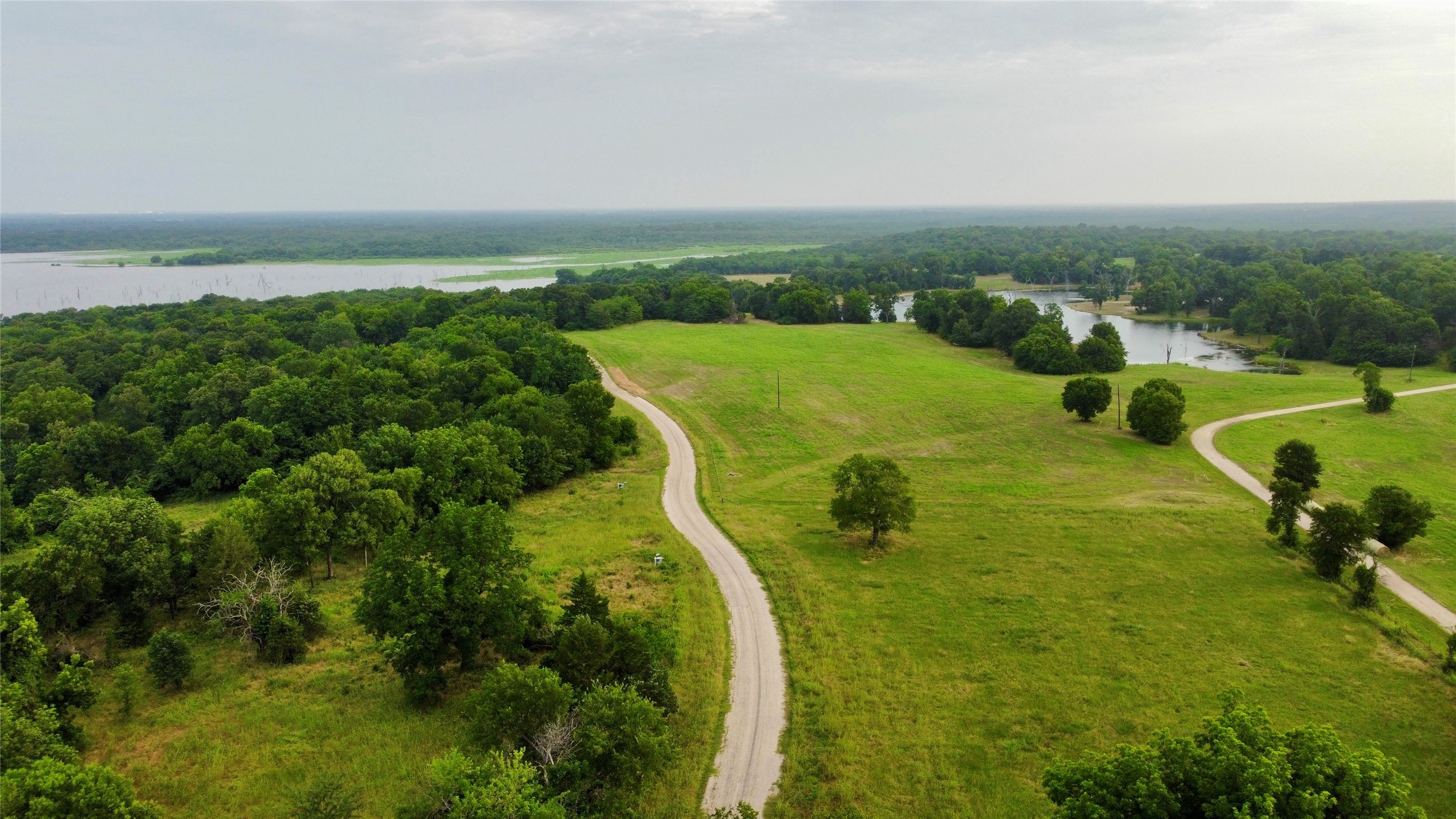 2085 S Oaks Lane Lone Oak TX 75453