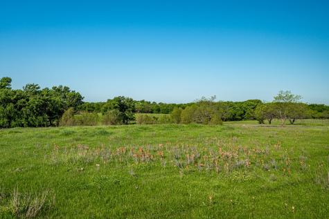 1451 Hemming Road Valley View TX 76272