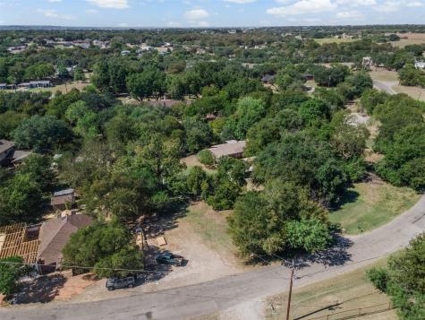 2810 Sky Harbour Drive Granbury TX 76049