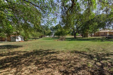 2810 Sky Harbour Drive Granbury TX 76049