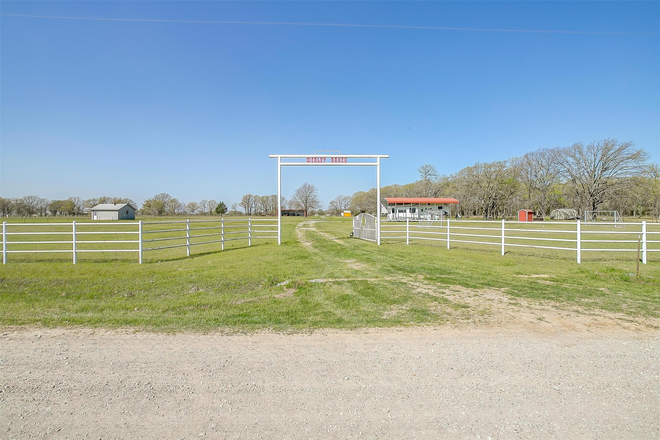 11833 Southview Drive Kemp TX 75143
