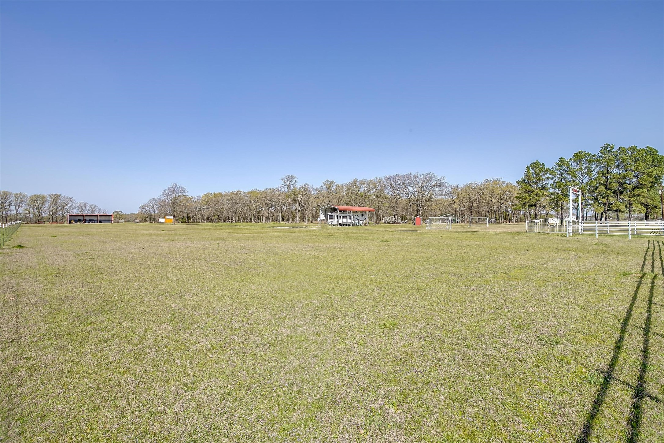 11833 Southview Drive Kemp TX 75143