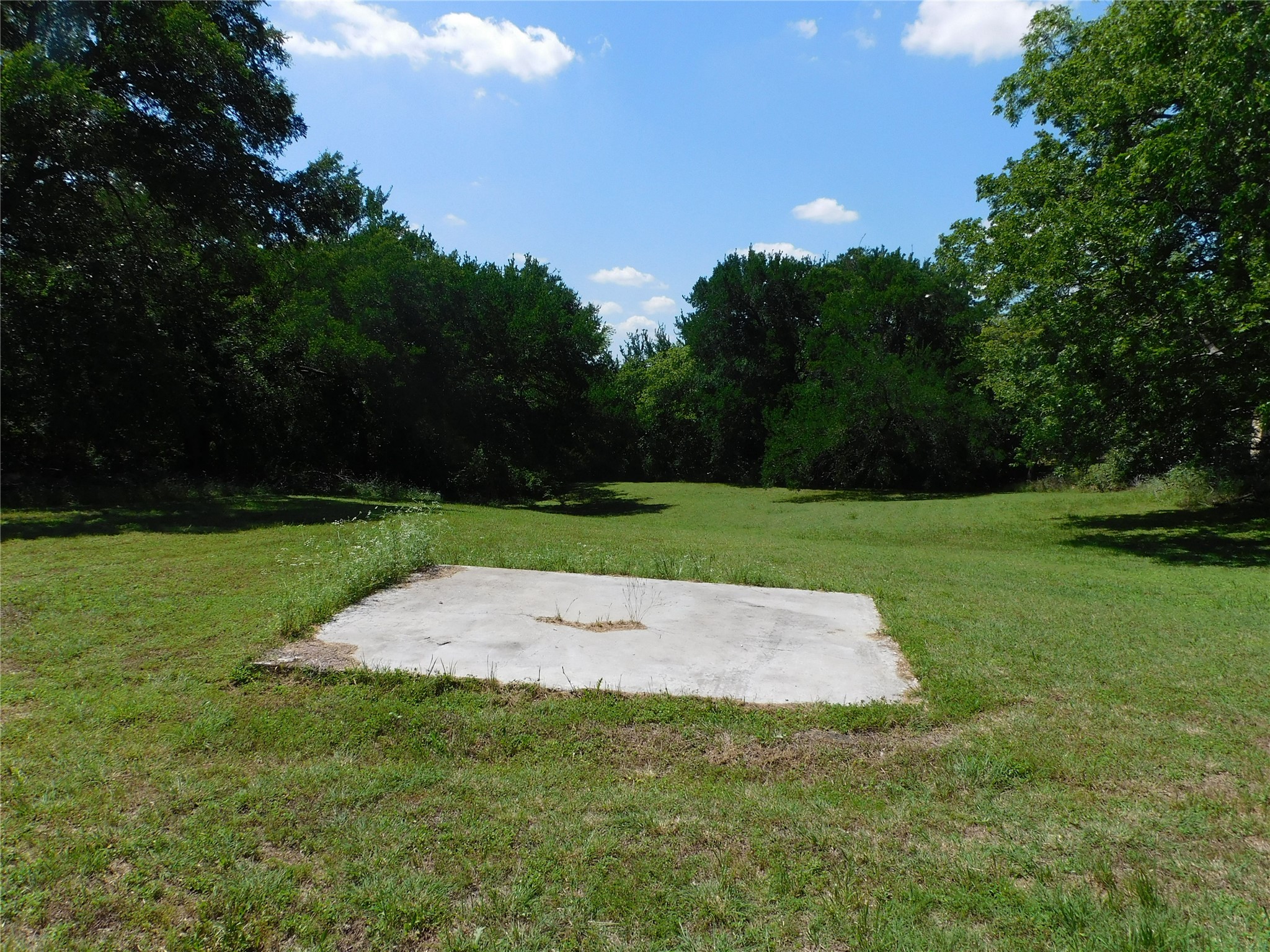 0FF Locust Avenue Hubbard TX 76648