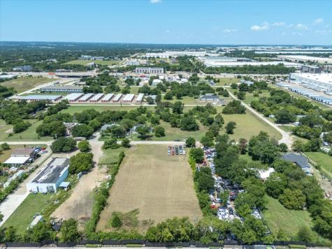 2600 Hullette Avenue Lancaster TX 75134