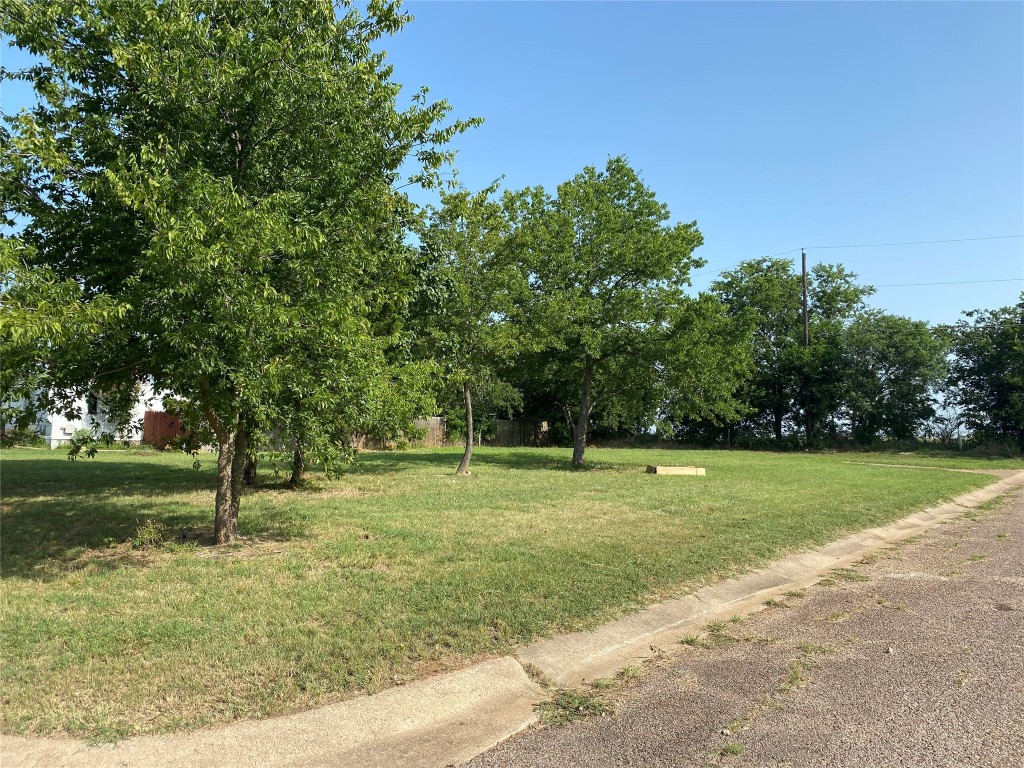 1602 River Bend Road Cleburne TX 76033
