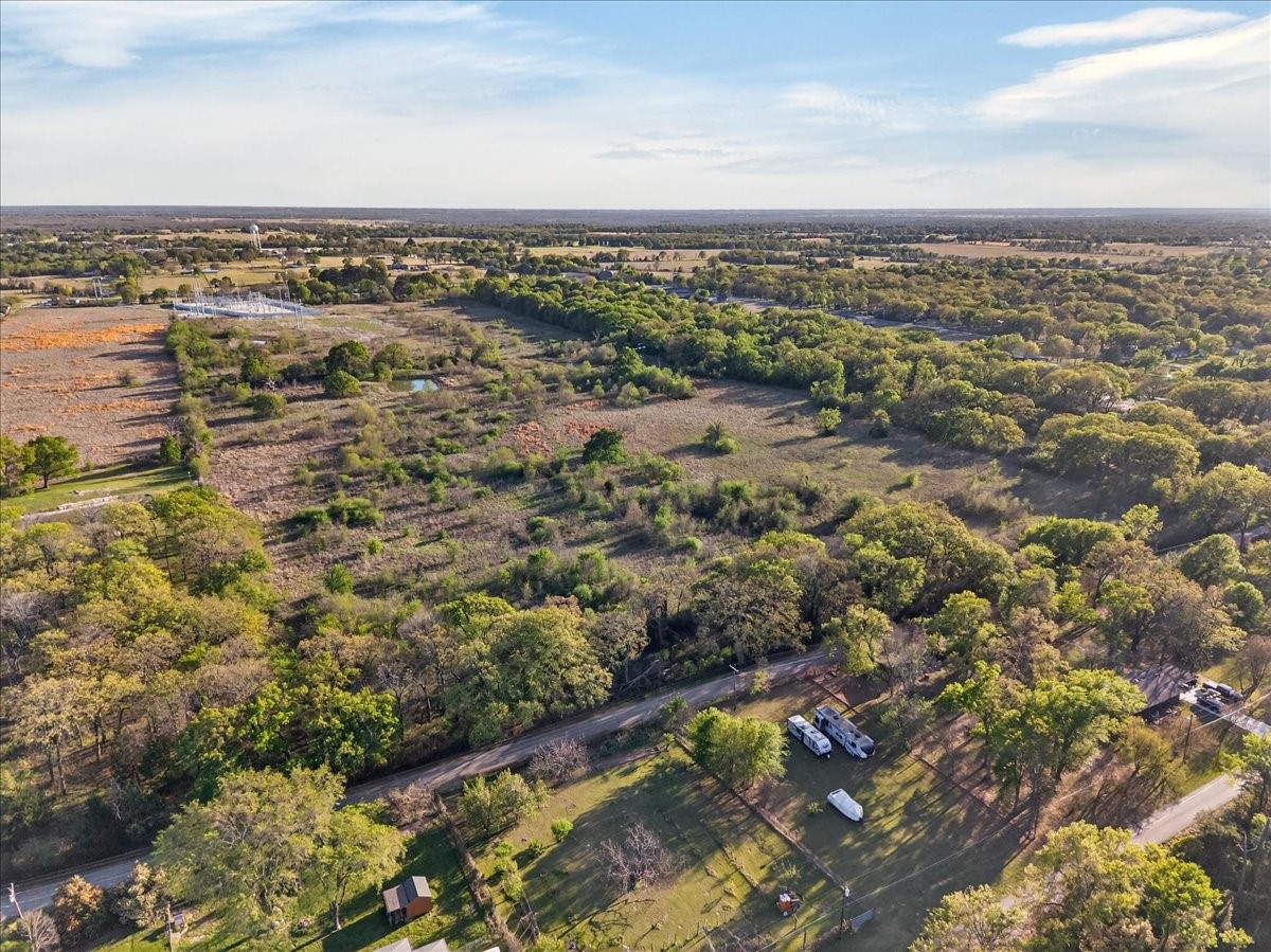 696 E Will White Road Tool TX 75143