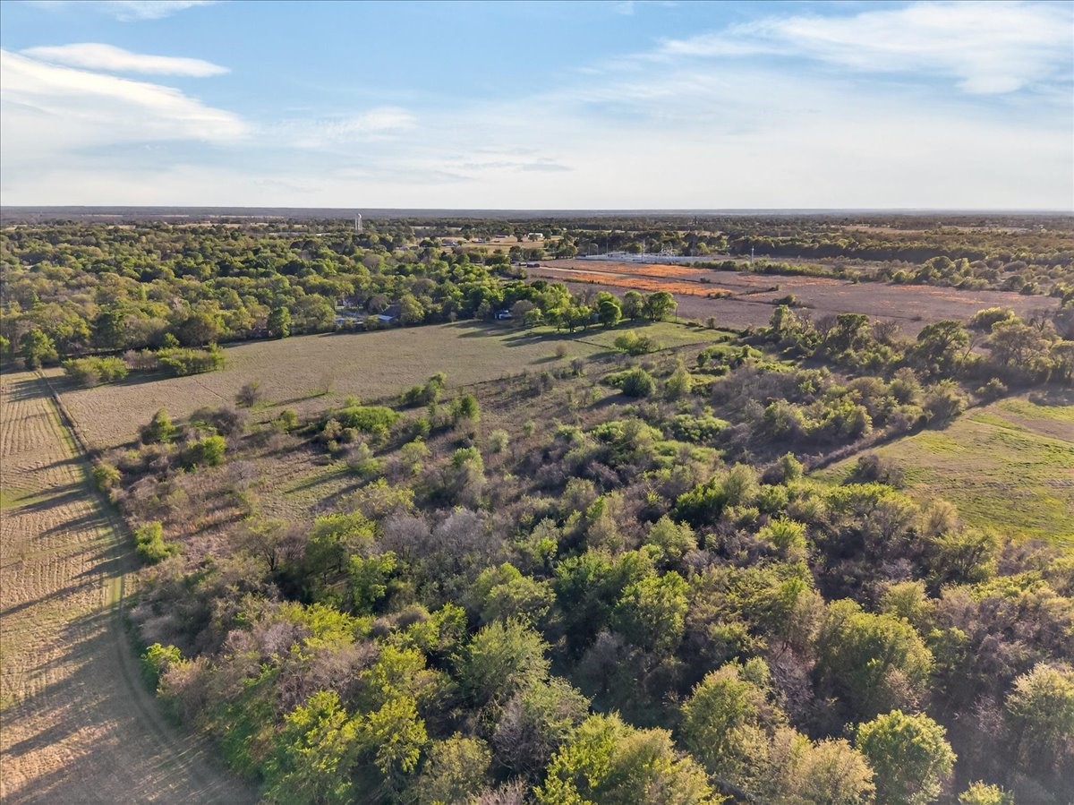 696 E Will White Road Tool TX 75143