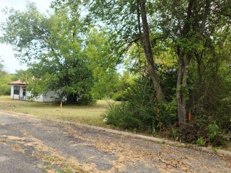 Tbd Mosley Street Commerce TX 75428