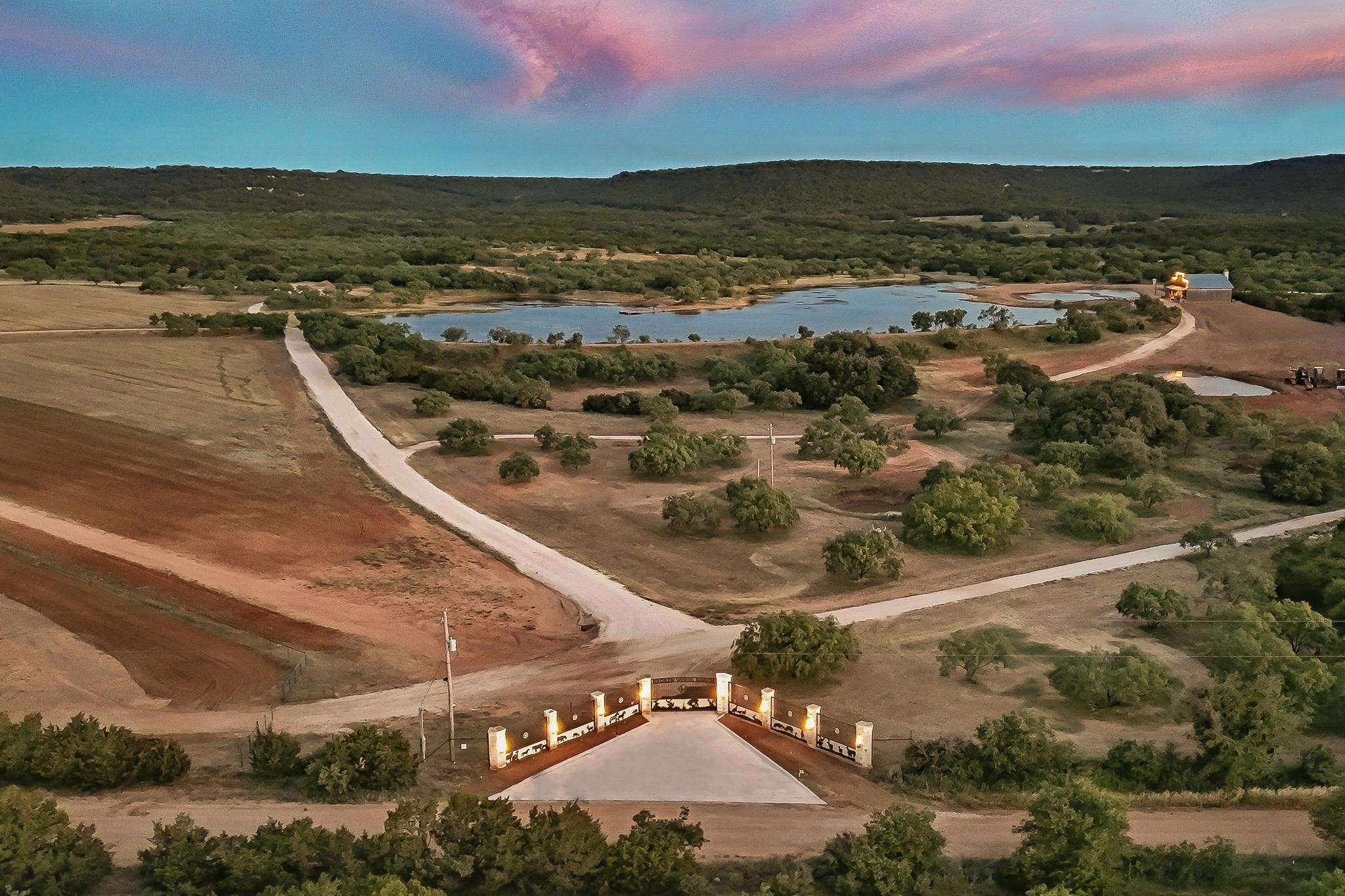 635 County Road 184 Lawn TX 79530
