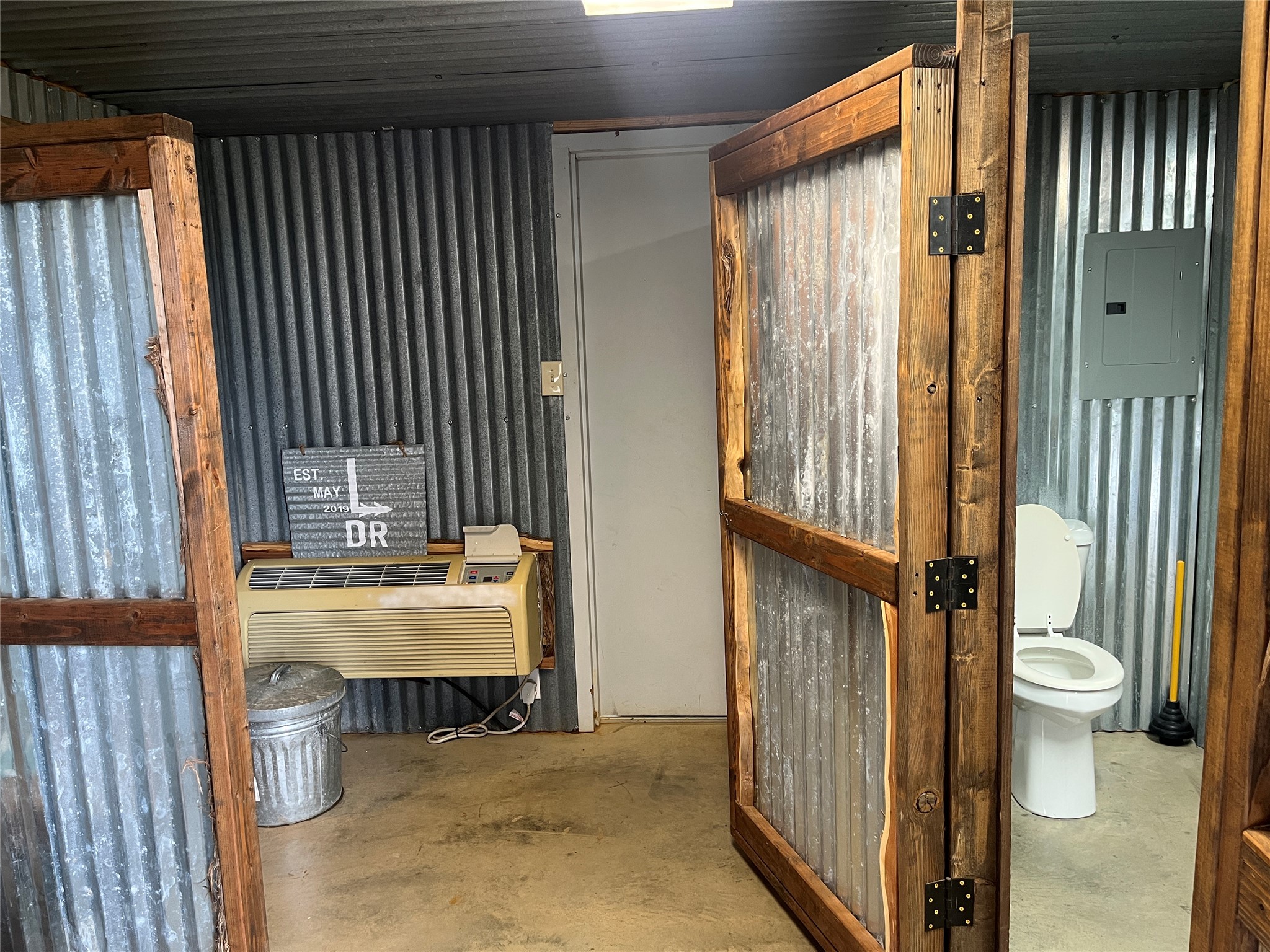 542 Cr 4716 Troup TX 75789