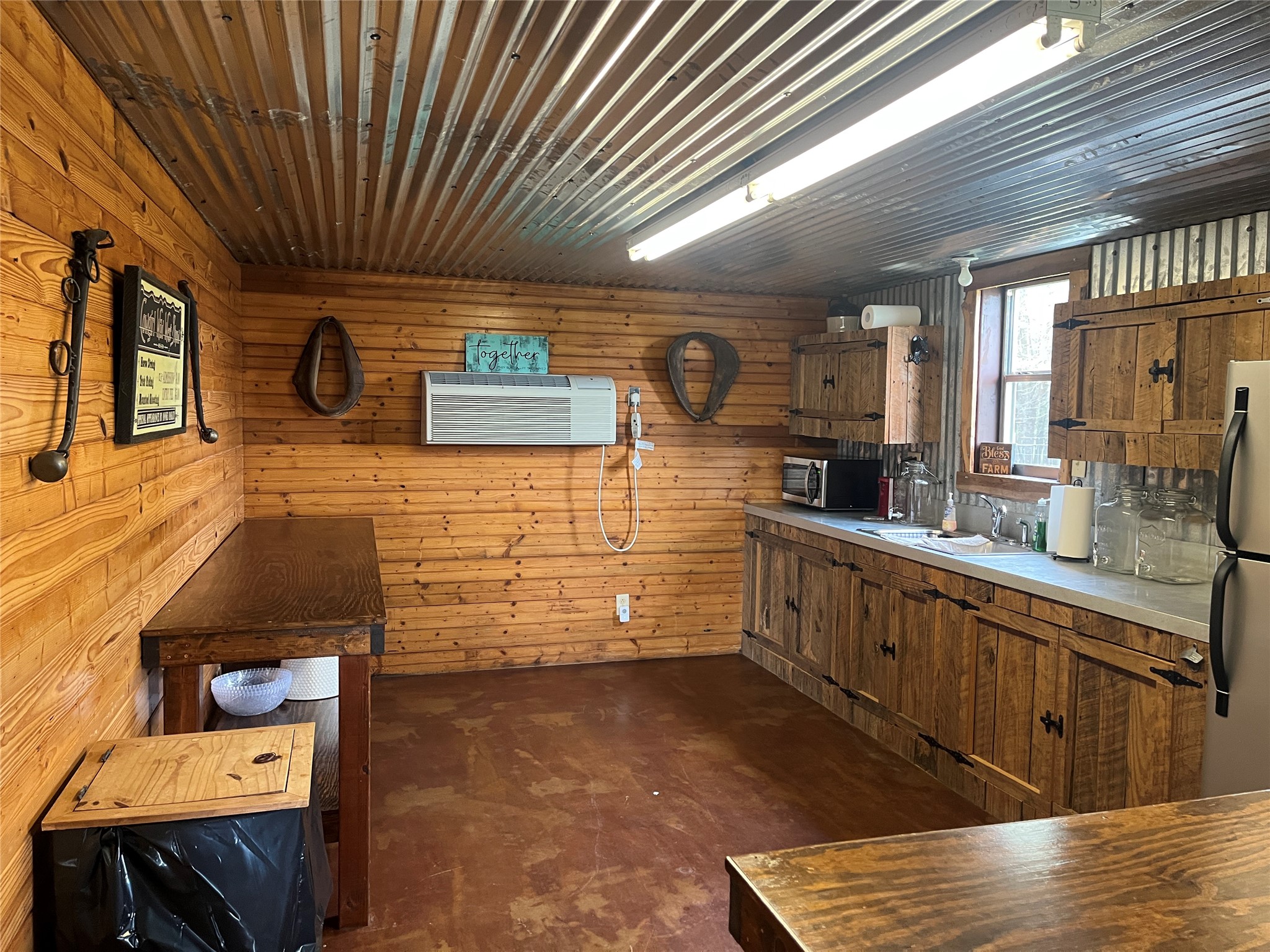 542 Cr 4716 Troup TX 75789