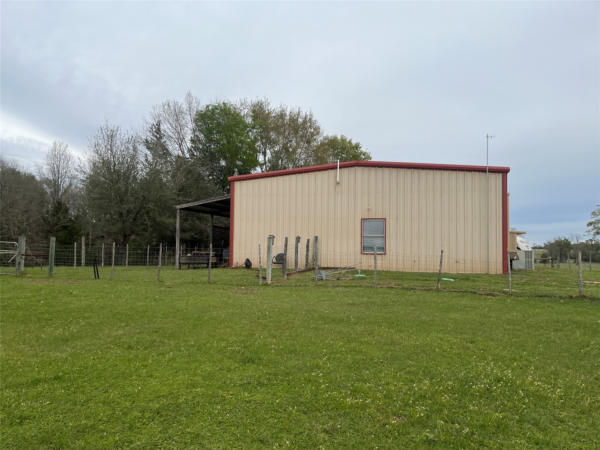 542 Cr 4716 Troup TX 75789