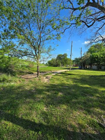 823 Millard Street Dallas TX 75203