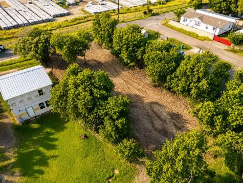 992 Lincoln City Road Waco TX 76705