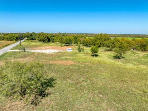 1274 Hart Lane Tioga TX 76271