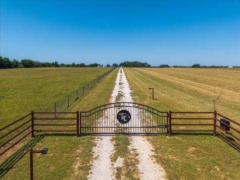 1946 Old Ranch Road China Spring TX 76633