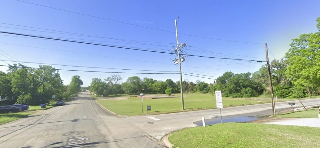 105 W 4th Street Keene TX 76059