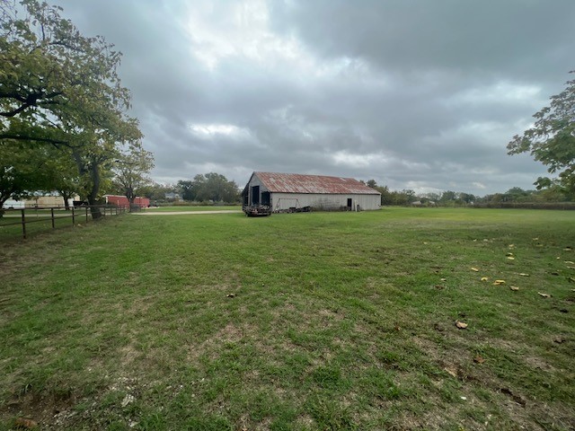 310 W Hughes Street Collinsville TX 76233