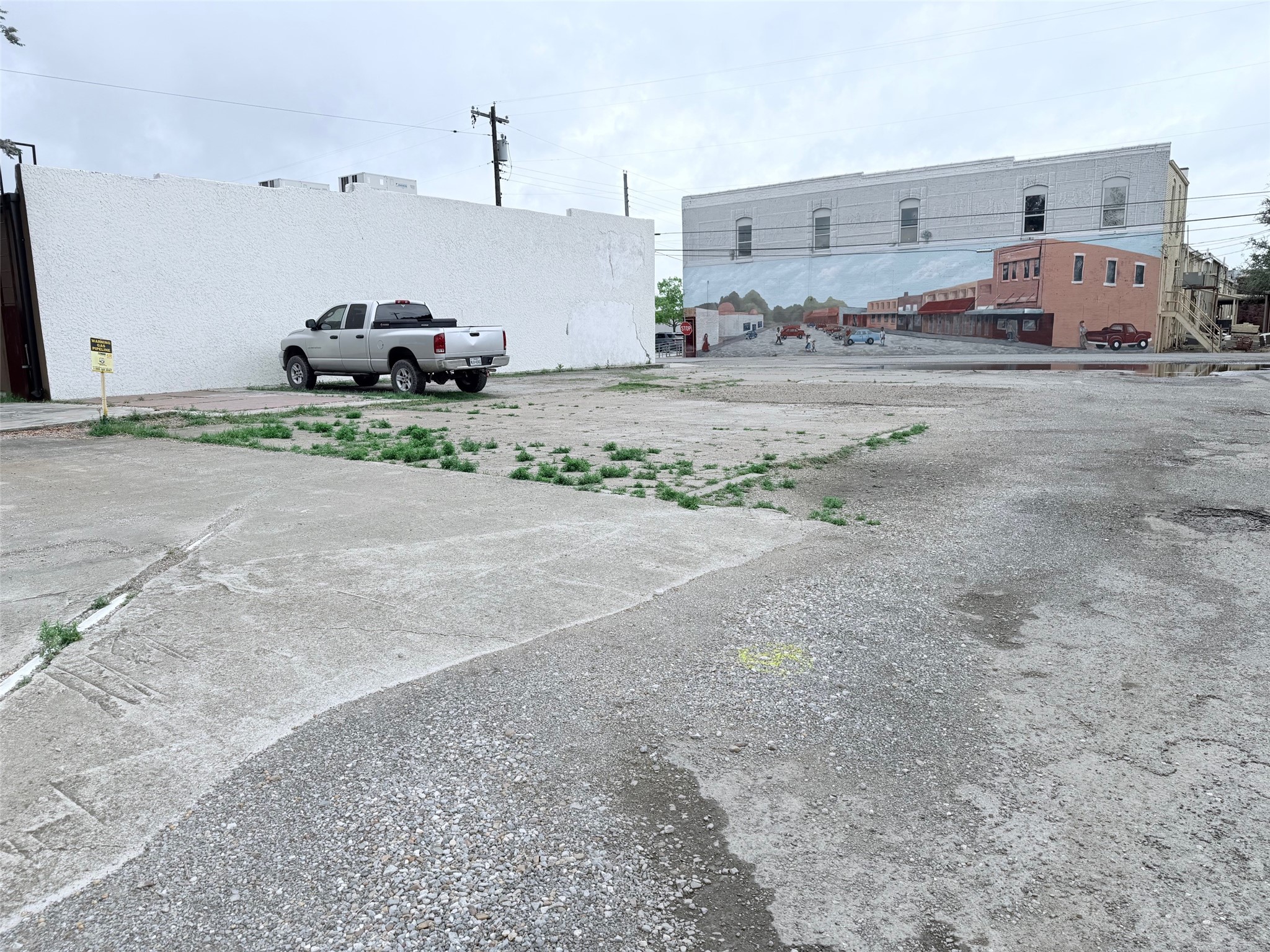 219 N Pearl Street Trenton TX 75490