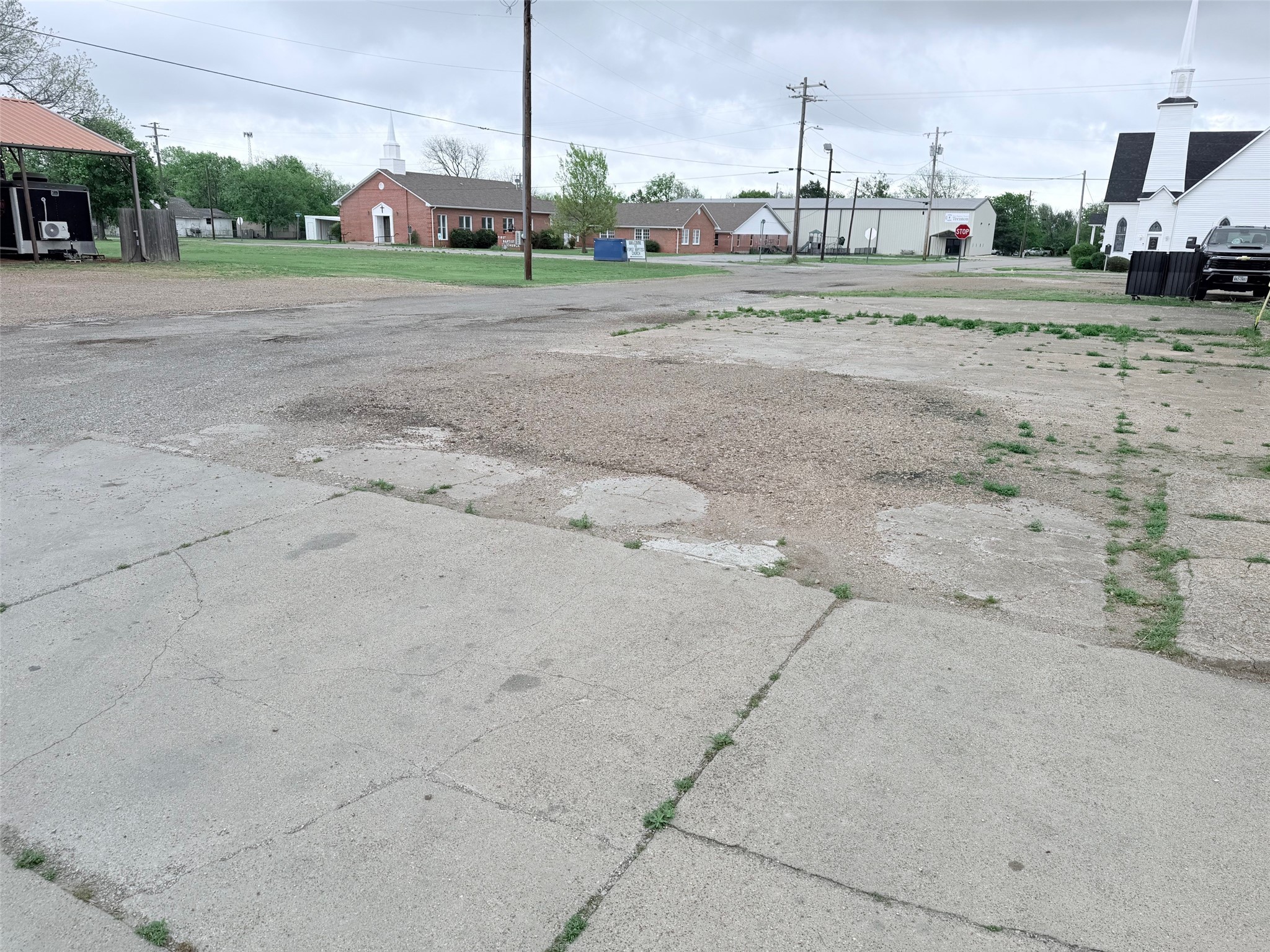 219 N Pearl Street Trenton TX 75490