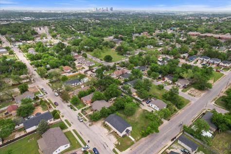 2612 Bishop Street Fort Worth TX 76105
