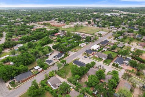 2612 Bishop Street Fort Worth TX 76105