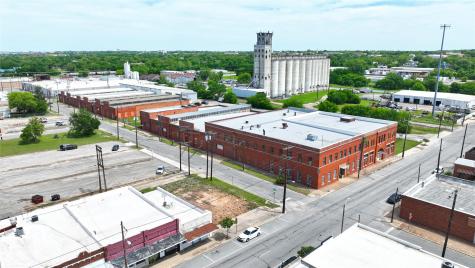 225 E Houston Street Sherman TX 75090