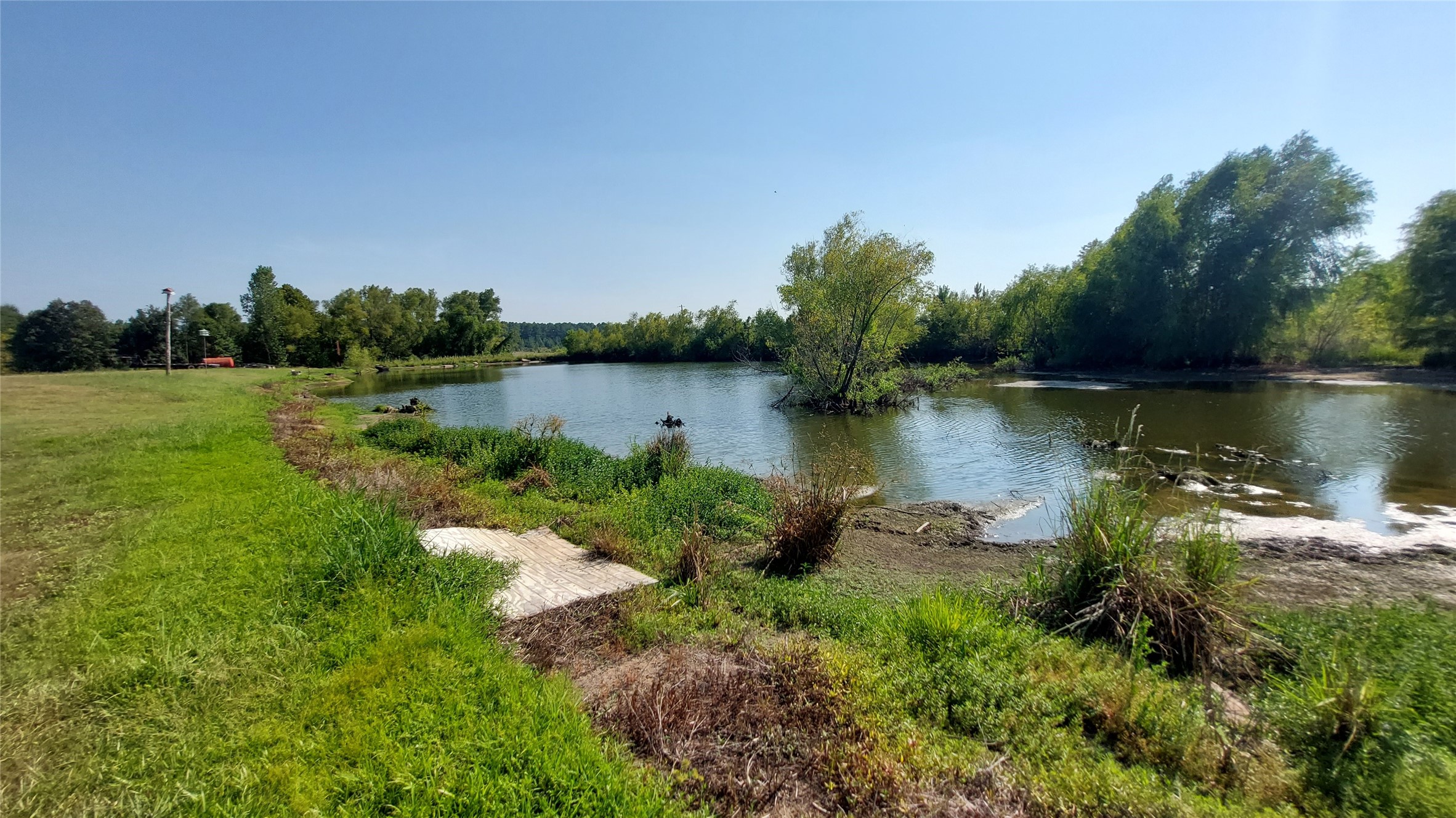 92AC County Road 4171 Maud TX 75567